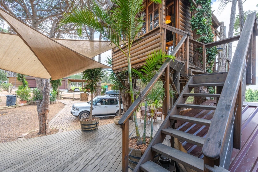 5 Bedroom Property for Sale in Somerset West Rural Western Cape